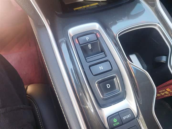 Фото 14 - Honda Accord