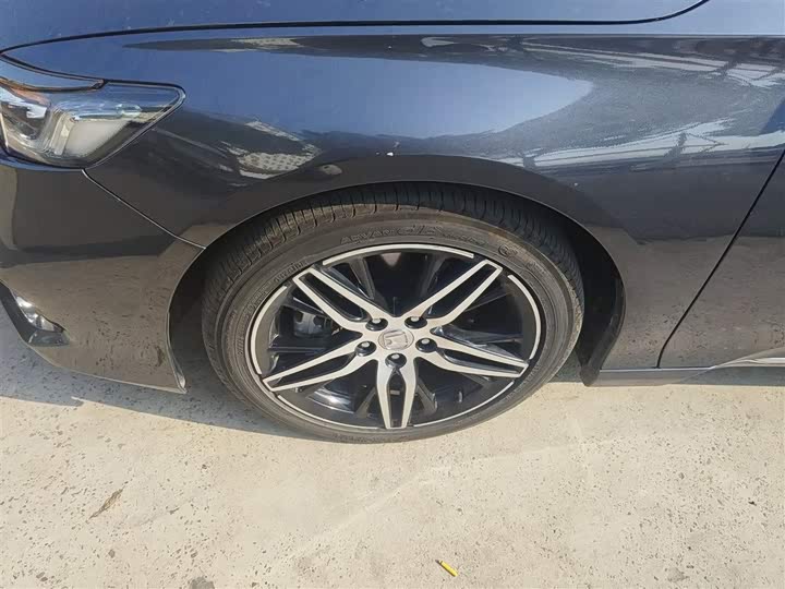 Фото 23 - Honda Accord