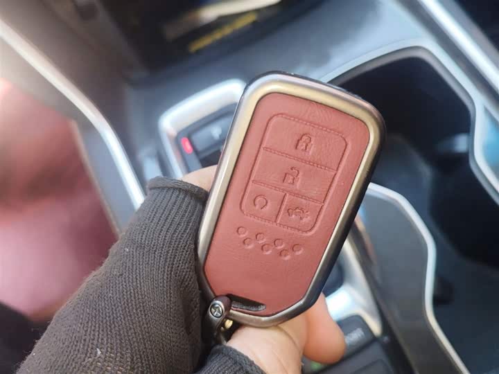 Фото 9 - Honda Accord