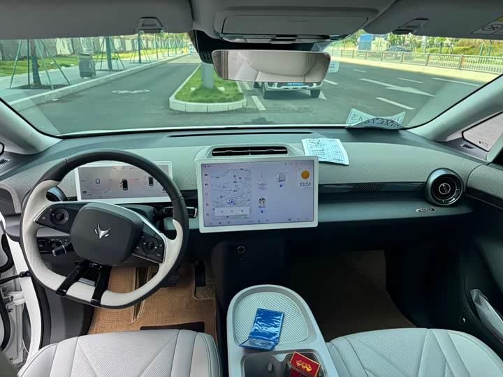 Фото 15 - BAIC Arcfox Kaola S