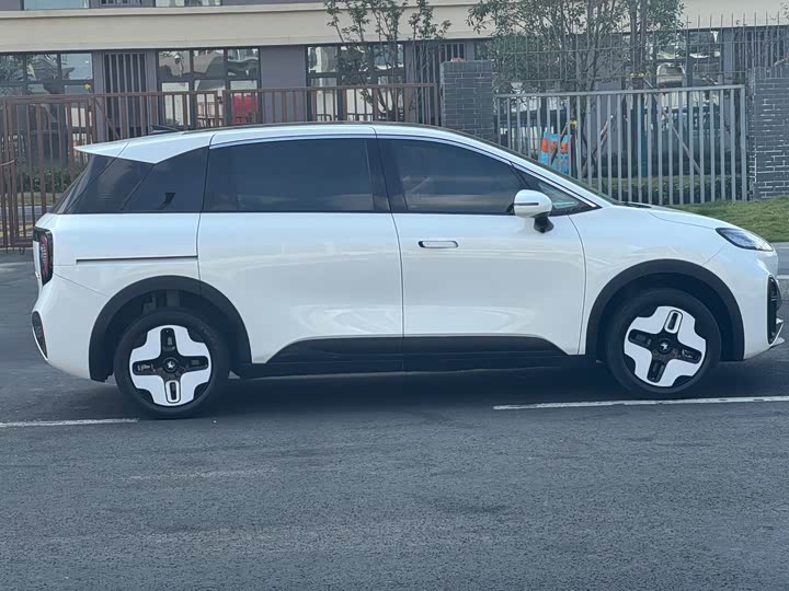 Фото 4 - BAIC Arcfox Kaola S