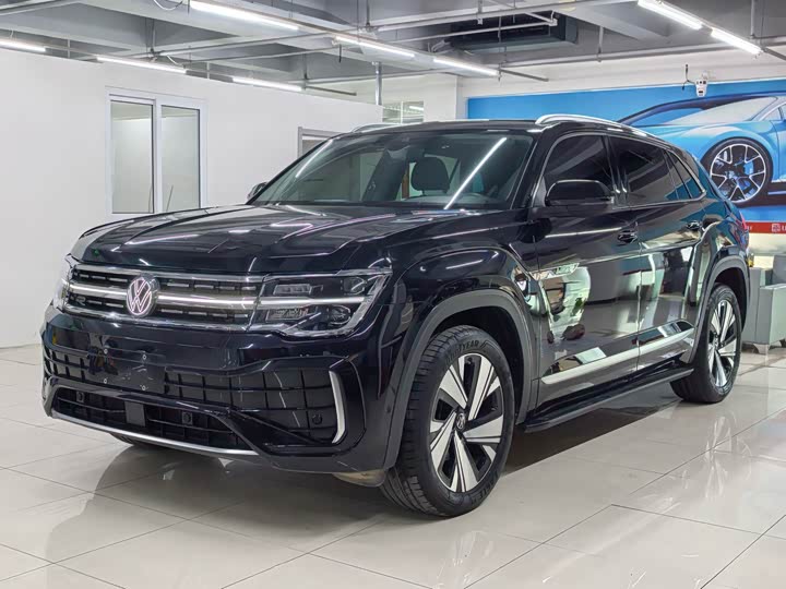 Фото 1 - Volkswagen Teramont X