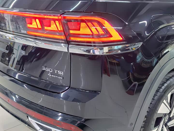 Фото 11 - Volkswagen Teramont X