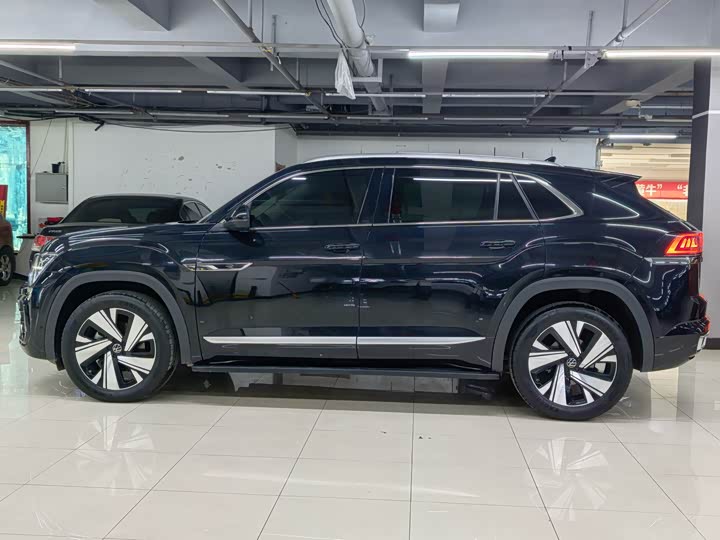 Фото 13 - Volkswagen Teramont X