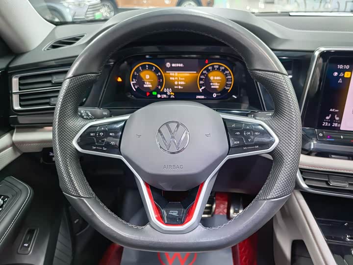 Фото 22 - Volkswagen Teramont X