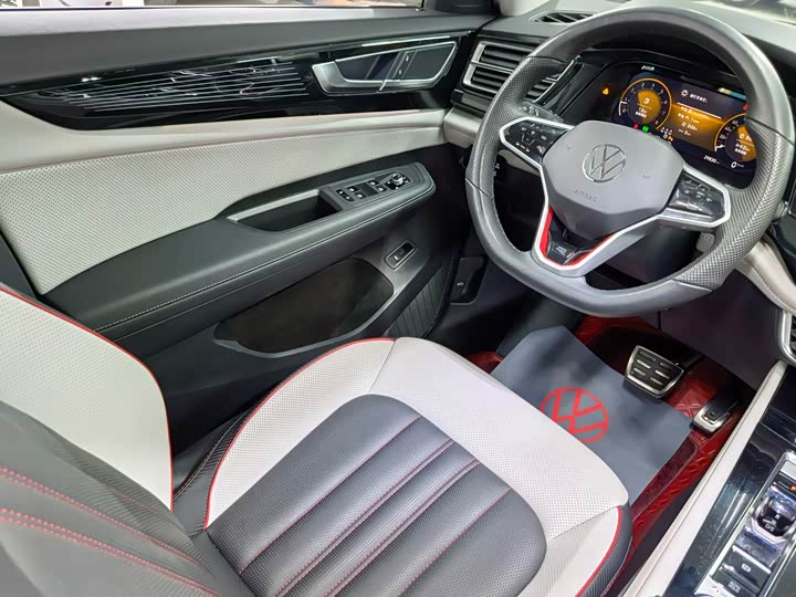 Фото 24 - Volkswagen Teramont X