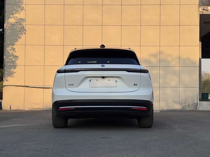 Фото 9 - Nio ES6