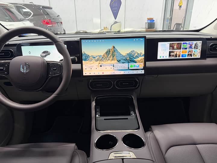 Фото 9 - Leapmotor C11