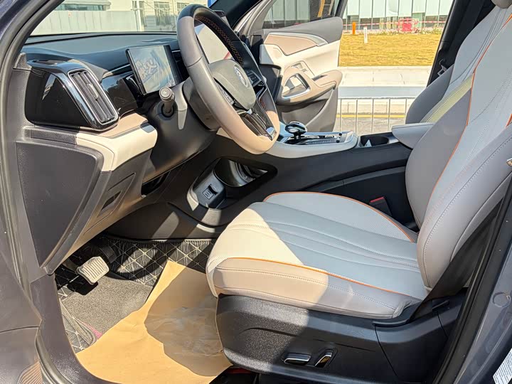 Фото 13 - BYD Song Pro Hybrid