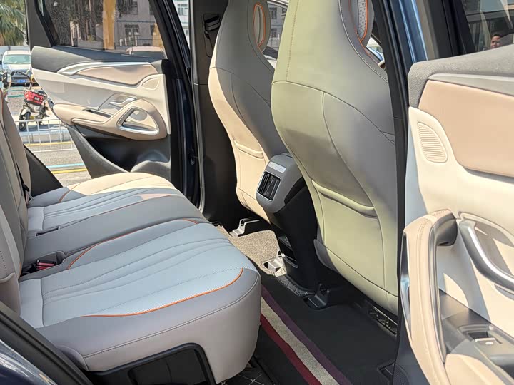 Фото 15 - BYD Song Pro Hybrid