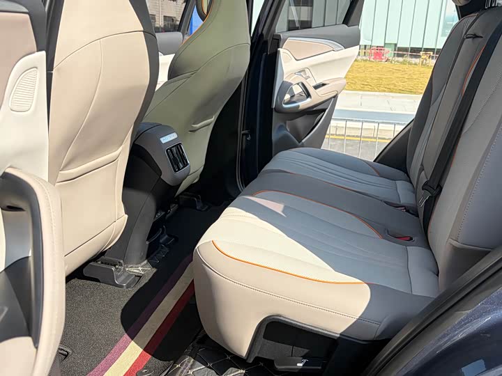 Фото 16 - BYD Song Pro Hybrid