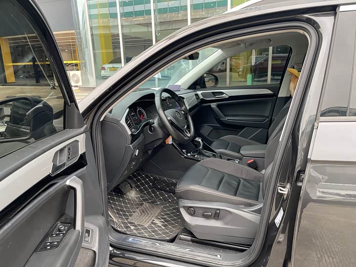 Фото 9 - Volkswagen Tayron