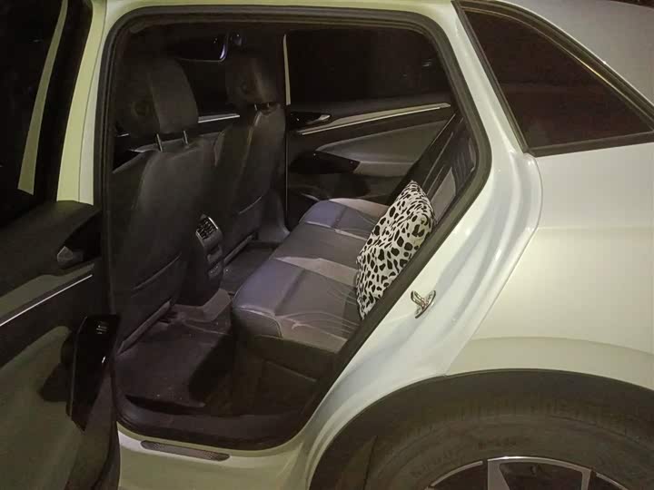 Фото 15 - Volkswagen ID.4 Crozz