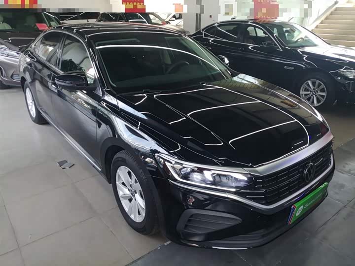 Фото 4 - Volkswagen Passat