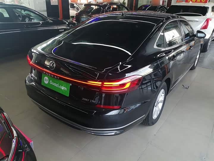 Фото 7 - Volkswagen Passat