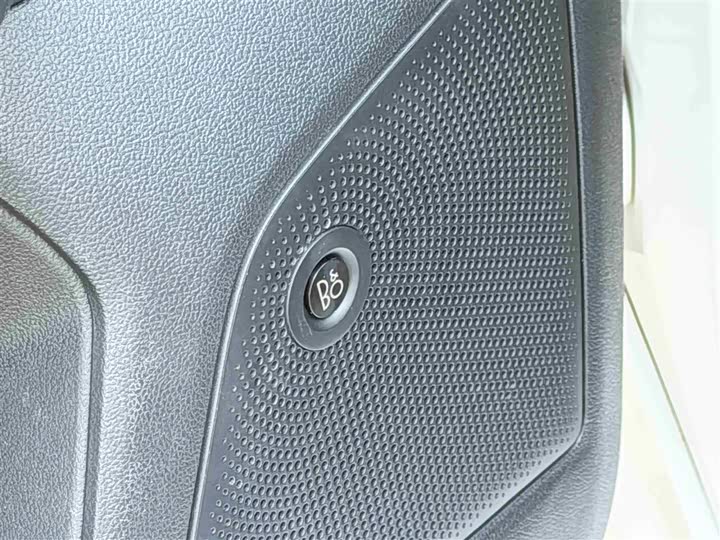 Фото 28 - Ford Focus