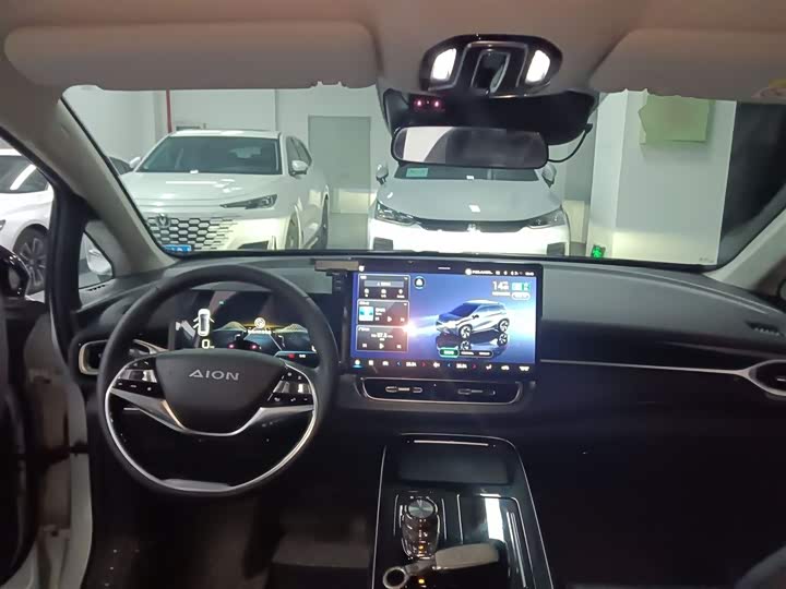Фото 10 - GAC Aion V