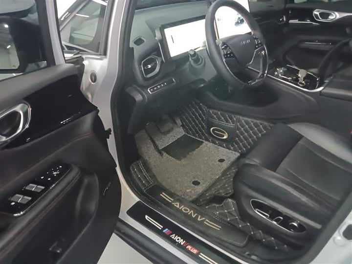 Фото 16 - GAC Aion V