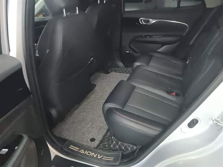 Фото 17 - GAC Aion V