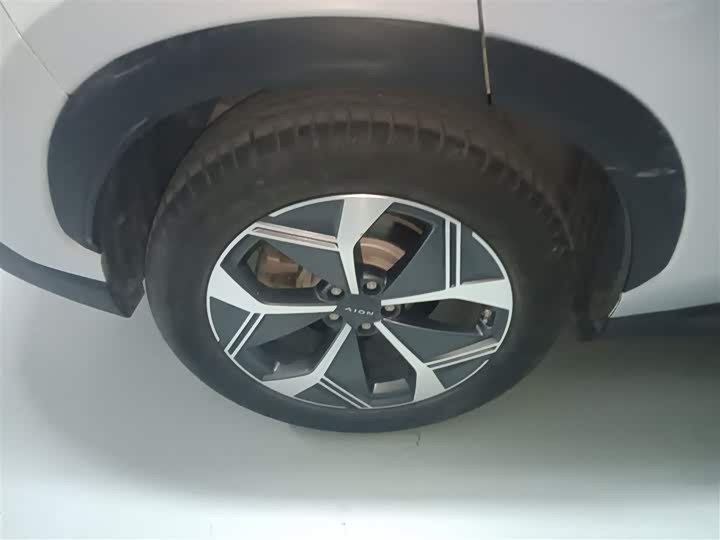 Фото 26 - GAC Aion V