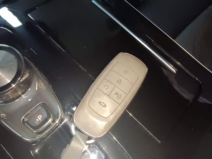 Фото 9 - GAC Aion V