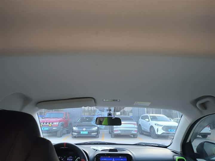 Фото 18 - Roewe Clever