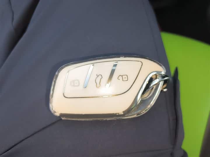 Фото 9 - Roewe Clever