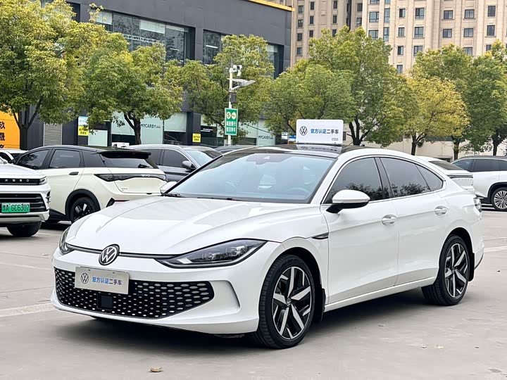 Фото 1 - Volkswagen Lamando L