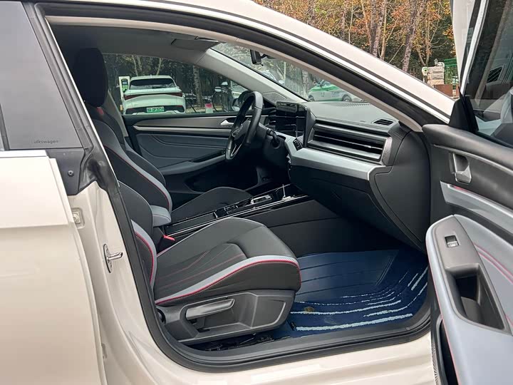 Фото 11 - Volkswagen Lamando L