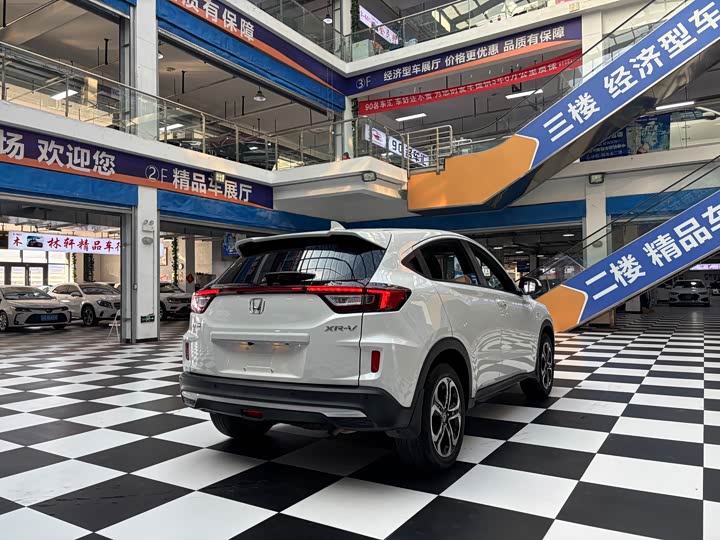 Фото 18 - Honda XR-V