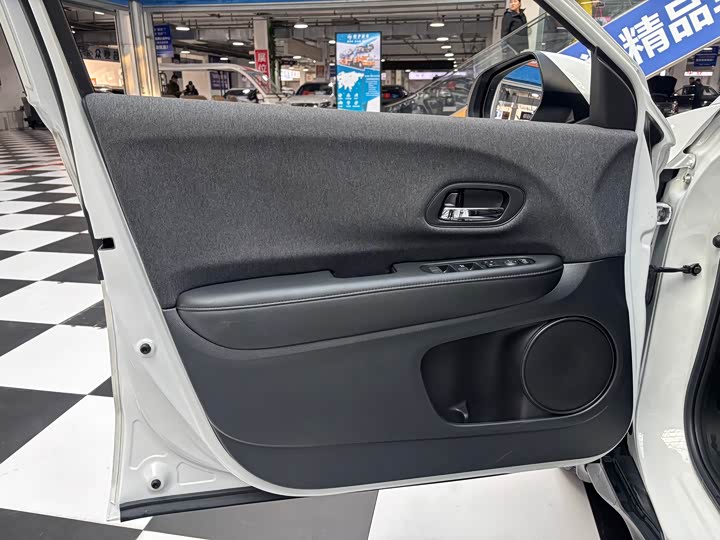 Фото 5 - Honda XR-V