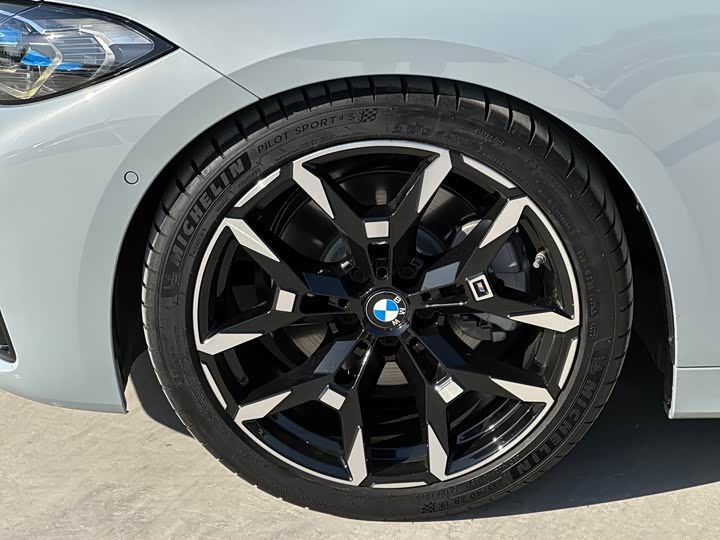 Фото 32 - BMW 4 Series