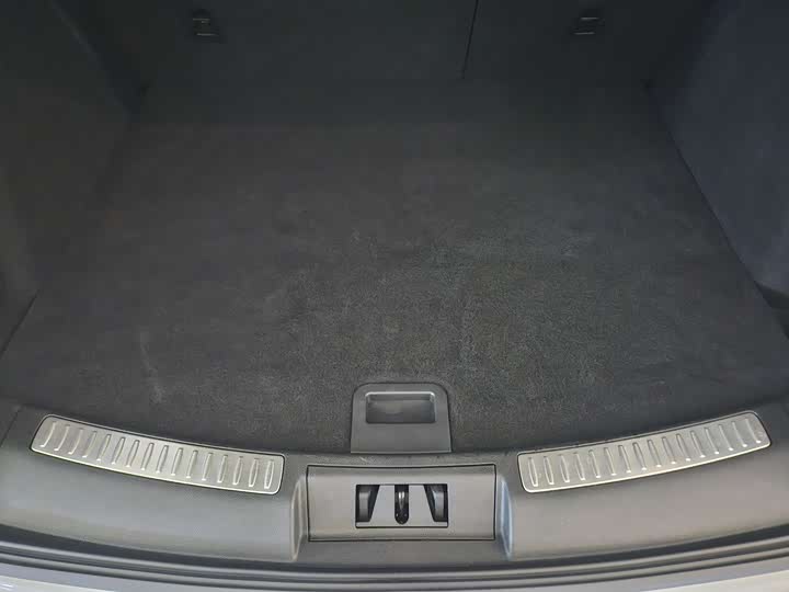 Фото 17 - Lincoln Corsair