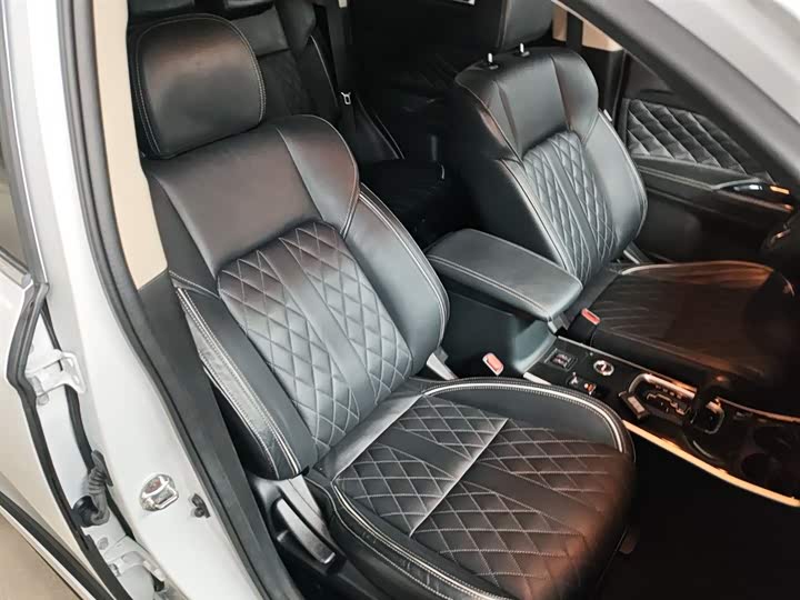 Фото 25 - Mitsubishi Outlander