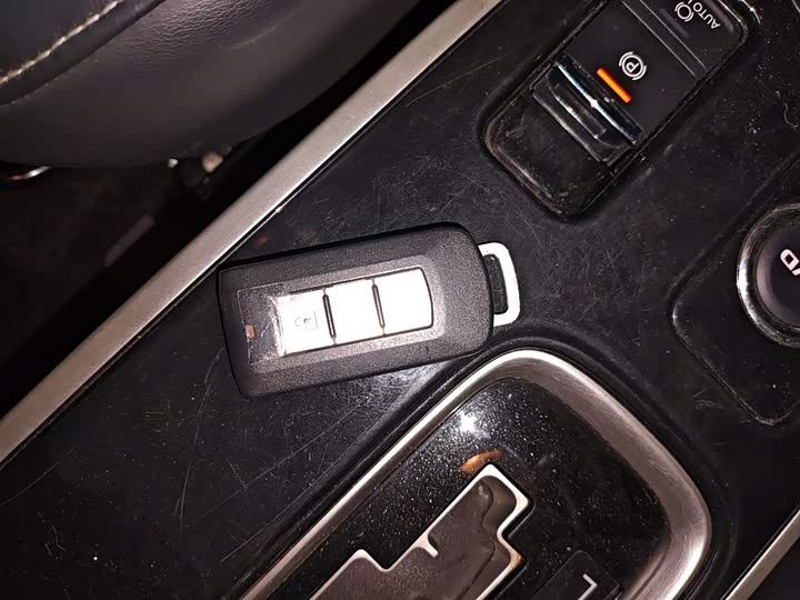 Фото 9 - Mitsubishi Outlander