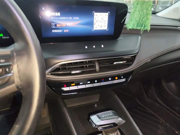 Фото 13 - Buick Verano