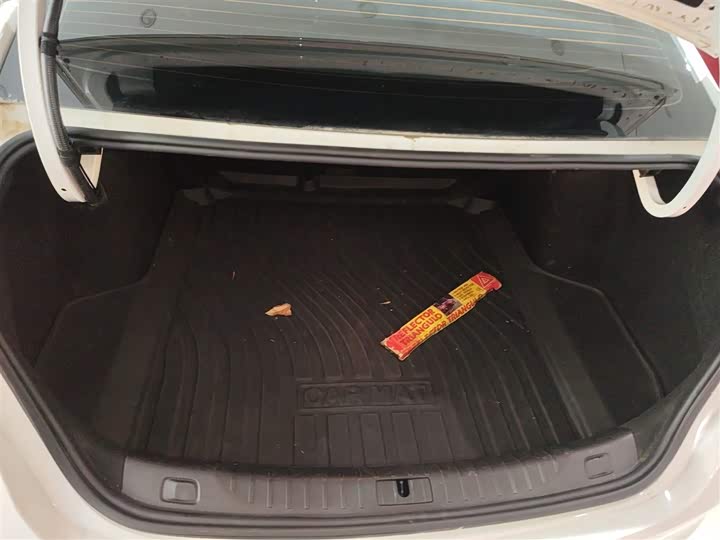 Фото 19 - Buick Verano