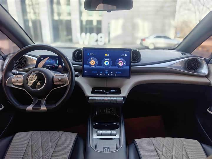 Фото 15 - BYD Dolphin