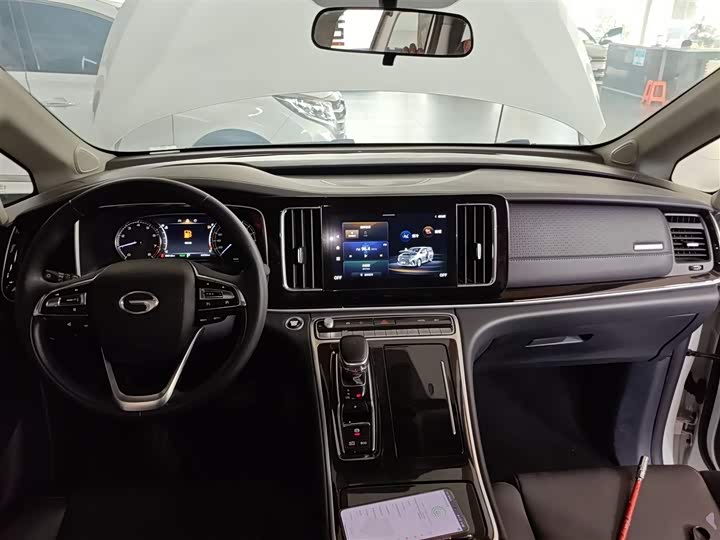 Фото 10 - GAC Trumpchi M8