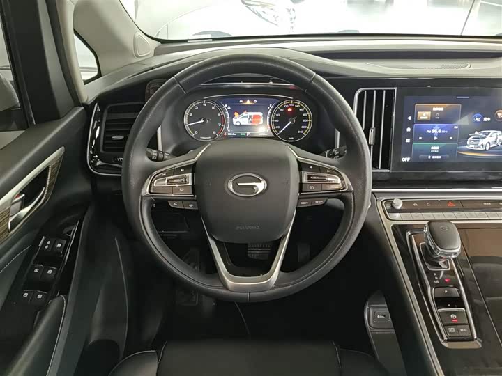 Фото 11 - GAC Trumpchi M8