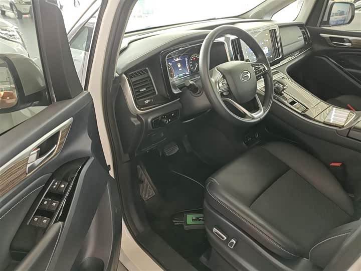 Фото 16 - GAC Trumpchi M8