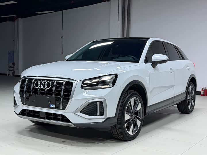 Фото 1 - Audi Q2L