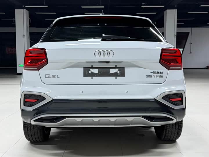 Фото 6 - Audi Q2L