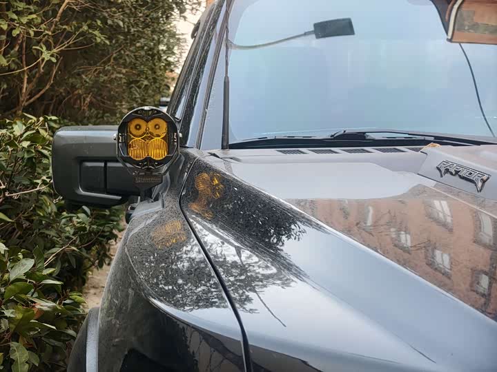 Фото 2 - Ford F-150 Raptor