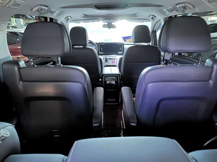 Фото 13 - GAC Trumpchi M8