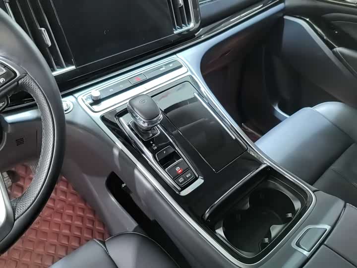 Фото 9 - GAC Trumpchi M8