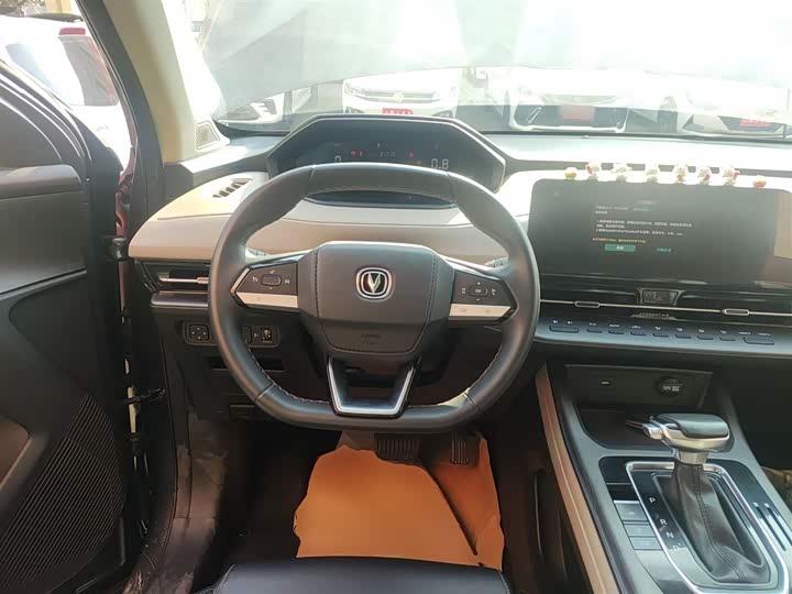 Фото 11 - Changan CS55 Plus