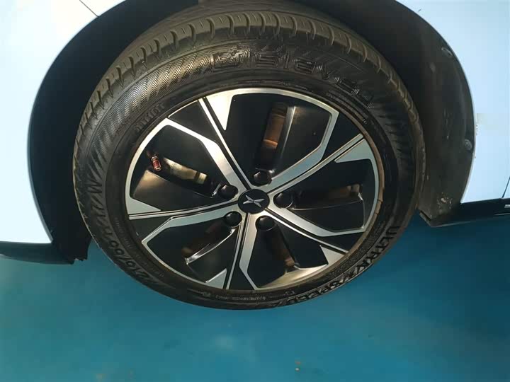 Фото 22 - XPeng P5