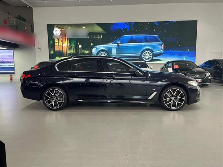 Фото 12 - BMW 5 Series