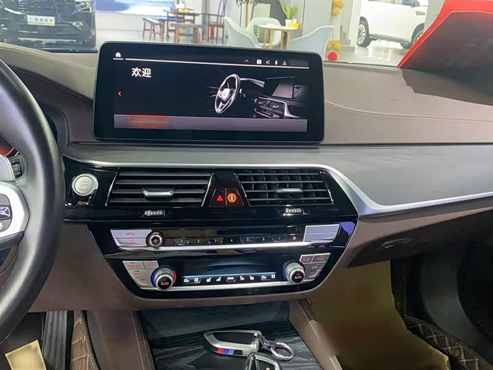 Фото 7 - BMW 5 Series